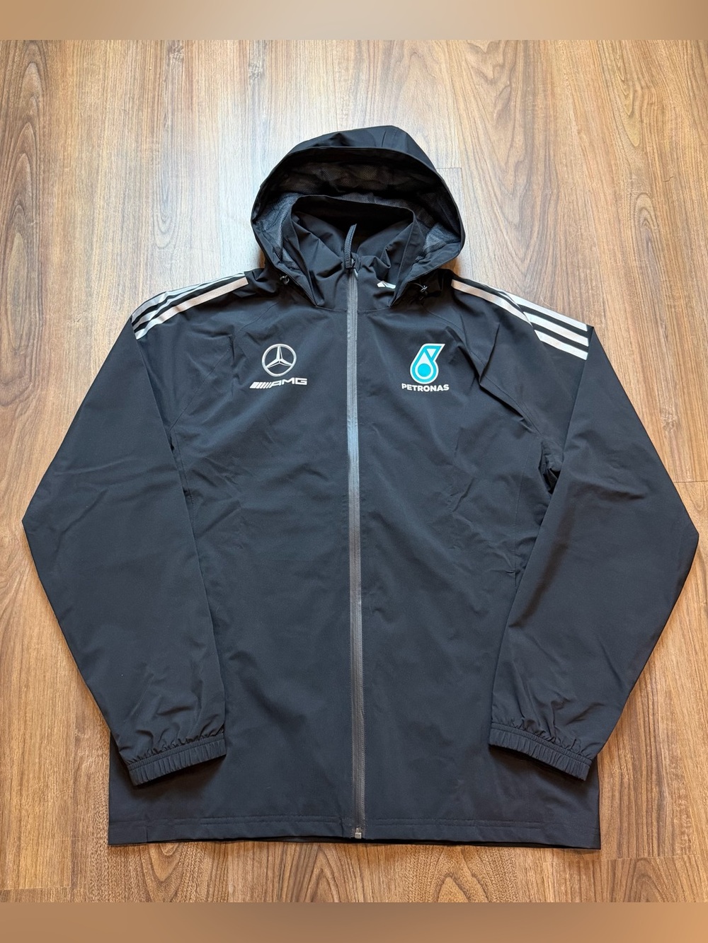 NEW adidas Mercedes AMG Petronas F1 Water Repelling Jacket JX0760 Men’s Medium